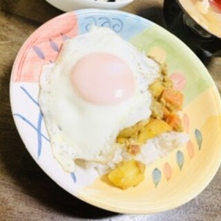 カレーレシピ　りんご入りドライカレー